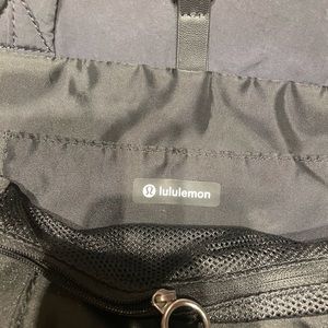 Lululemon On My Level Bag